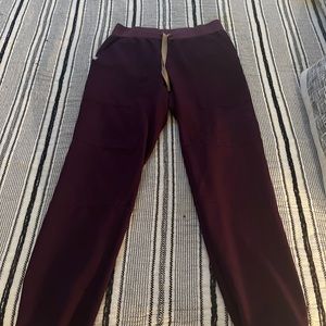 Women’s figs jogger scrubs